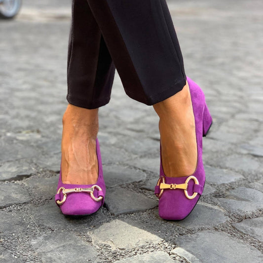 Women's Closed Toe Block Heels – Buckle Front Detail