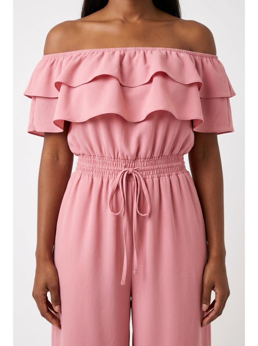 Pink off-shoulder ruffle jumpsuit - Detail