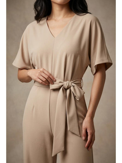 Elegant Wide Leg Jumpsuit Beige - Detail Close-up